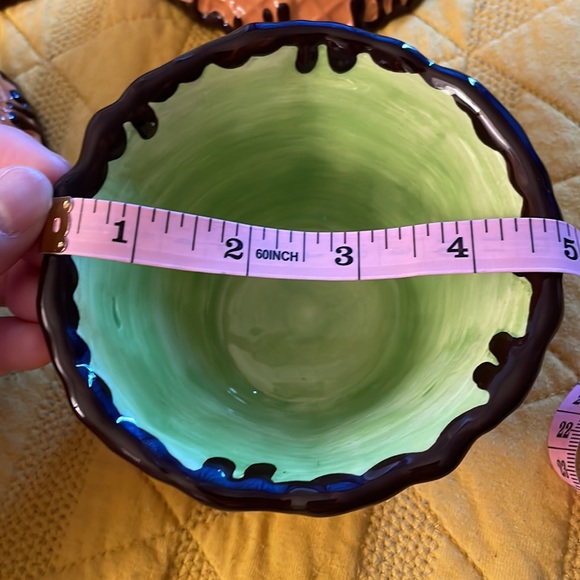 Sur la Table, 4 Piece Set of Waffle Cone Bowls - Picture 6 of 7